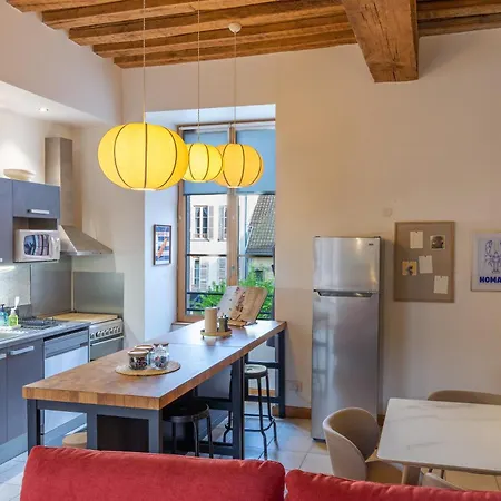 Au Pied De La Cathedrale, Familial, Parking Gratuit Apartment Troyes